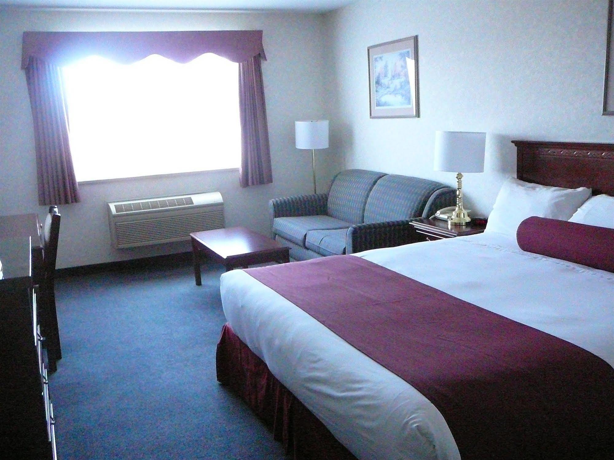 โคสต์ แอบบอตส์ฟอร์ด โฮเต็ล แอนด์ สวีท Hotel อับบอทส์ฟอร์ด ภายนอก รูปภาพ